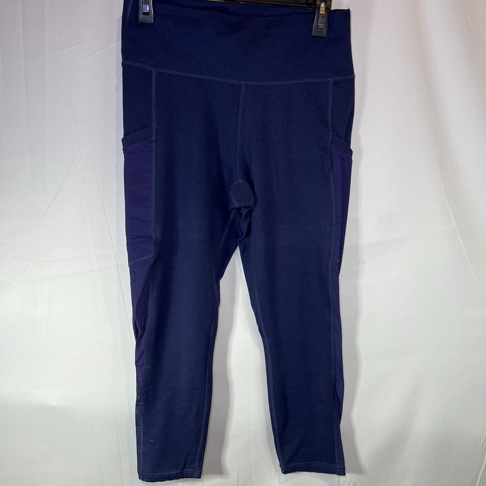 Women's Fabletics Large Mid Rise On the‎ Go Powerhold Capri Leggings Blue Yoga